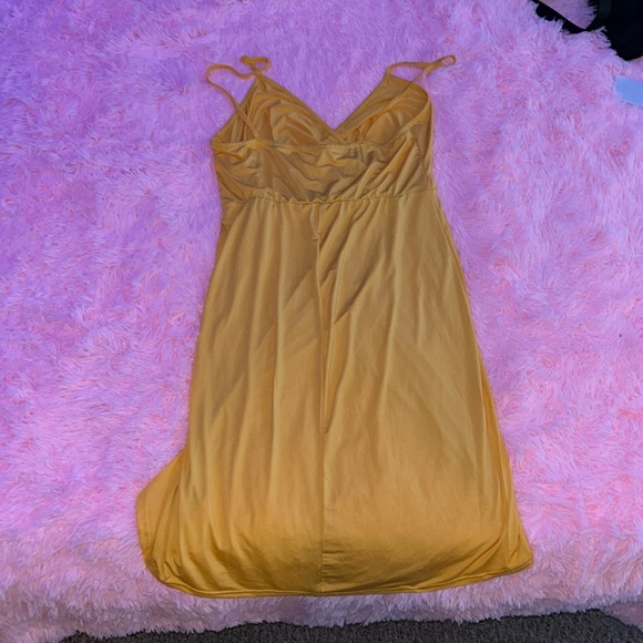 Yellow silkey sundress - Picture 2 of 2